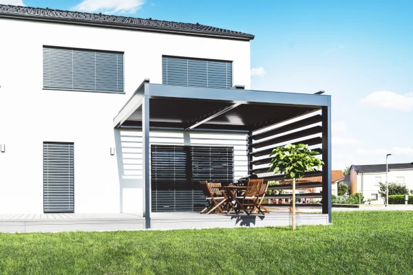 Terrasse avec une pergola